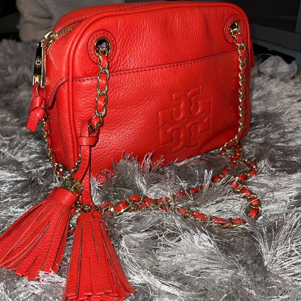 Tory Burch- Red gold chain handbag